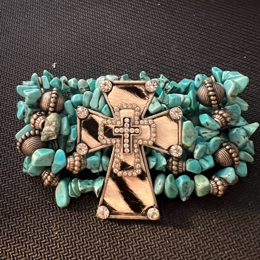 5 strand Turquoise with Silver beads bracelet with large Cross